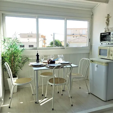 Les Balcons De La Mediterranee-15 By Interhome Apartamento