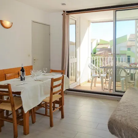 Apartment Les Balcons De La Mediterranee-15 By Interhome