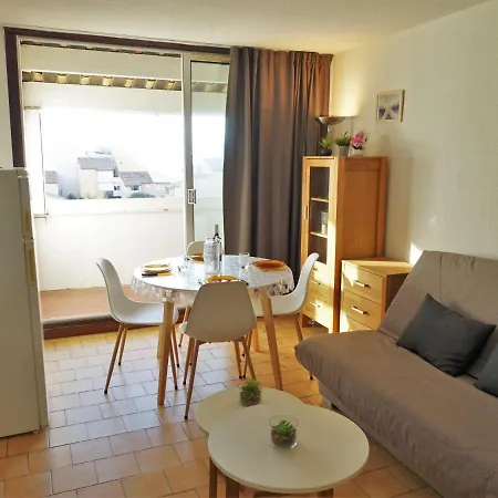 Apartment Les Balcons De La Mediterranee-15 By Interhome