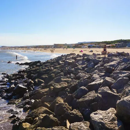 Lägenhet Les Balcons De La Mediterranee-16 By Interhome Narbonne-Plage